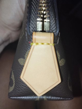 Pochette cosmetique Louis Vuitton