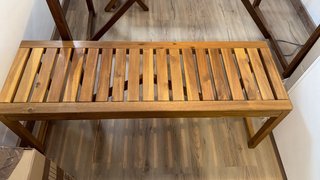 Mesa y banco de terraza de madera