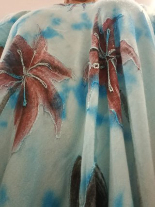 Abito vintage dipinto e Ricamato a mano