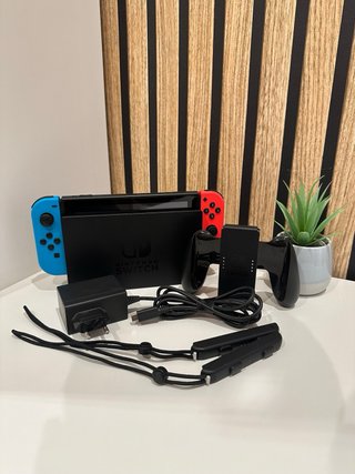 +30 GIOCHI!!! Nintendo Switch con Accessori
