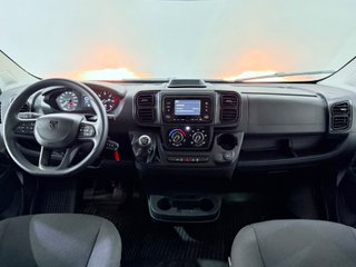 furgoneta camper Peugeot Boxer Etna 2025