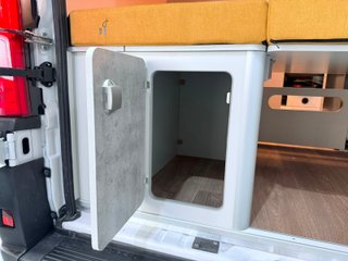 furgoneta camper Peugeot Boxer Etna 2025