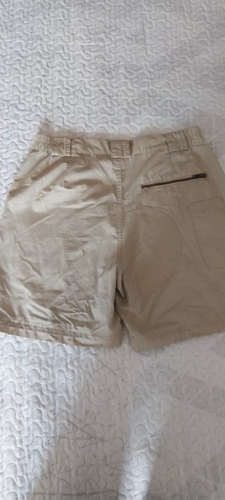Pantalones cortos beige unisex