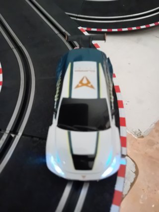 Coche Cupra León Scalextric Compact 1/43