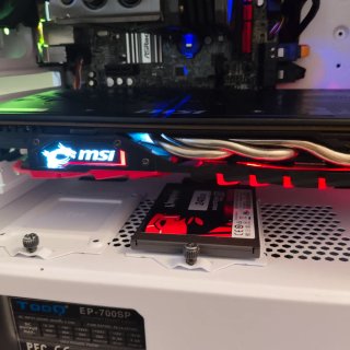 PC Gaming Thermaltake Blanco con RGB