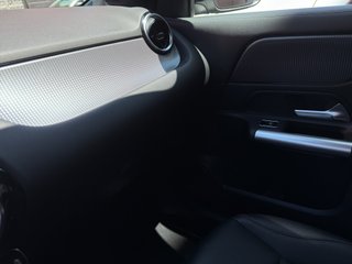 Mercedes-Benz GLA GLA 250e