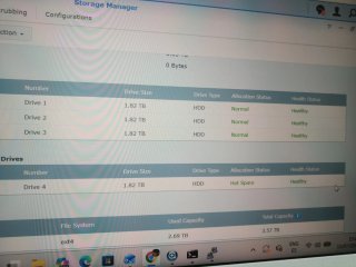 Synology RS812 y 4 discos Seagate 2TB