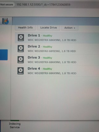 Synology RS812 y 4 discos Seagate 2TB