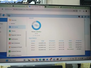 Synology RS812 y 4 discos Seagate 2TB