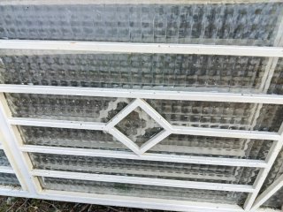 Puerta hierro con cristal