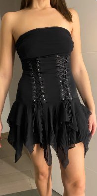 Vestido negro encorsetado. A estrenar. Talla S/M