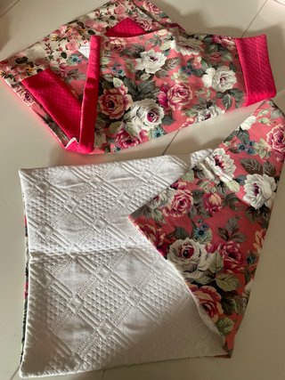 2 Cojines Rosa y Blanco Sin Estrenar