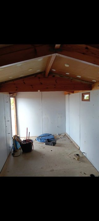 Caseta de madera para exterior.