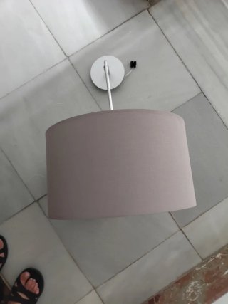 Lámpara de mesa tela y metal