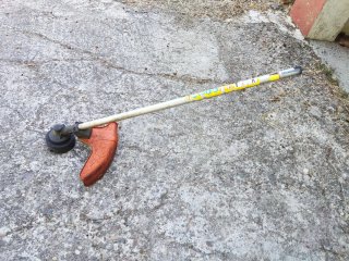 Stihl KM 130 R Combi + cortasetos + desbrozadora