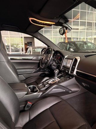 Porsche Cayenne 2011