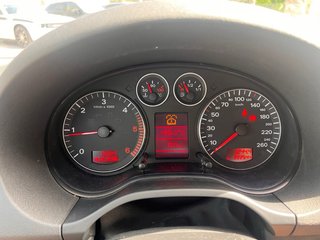 Audi A3 1.9 tdi sportback azul rs3 (Original)