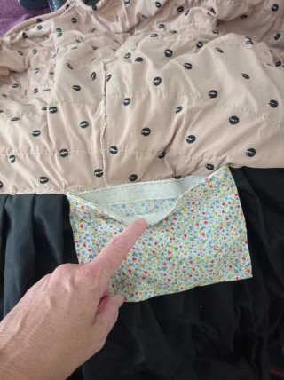 Traje de flamenca lunares beige y negro