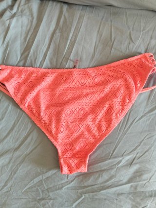 Braga bikini L/XL coral crochet