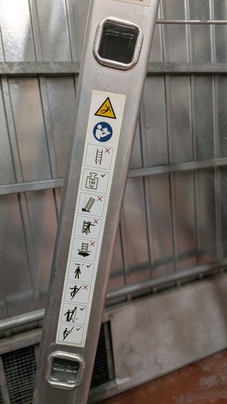 Escalera aluminio GEBRA 3 usos 150kg