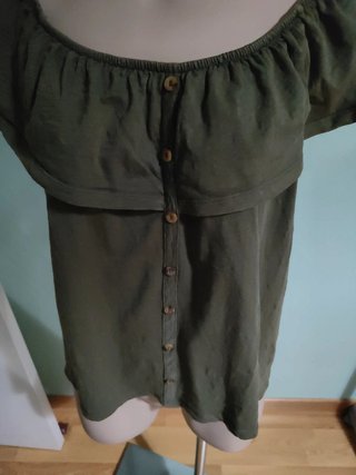 Blusa verde militar Primark