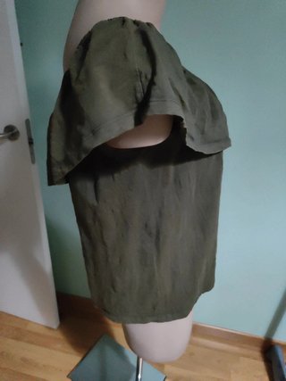 Blusa verde militar Primark