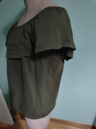 Blusa verde militar Primark