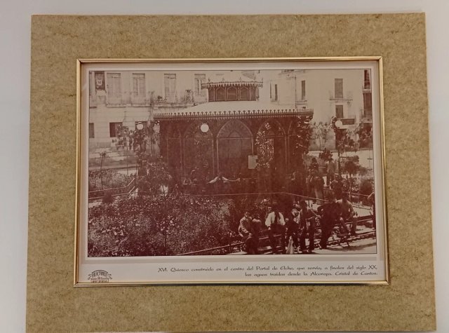 FOTOGRAFÍAS O POSTALES ANTIGUAS ENMARCADAS