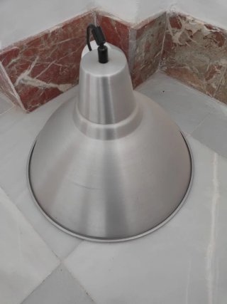 Lámpara de techo colgante de metal