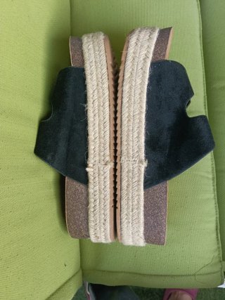 Sandalias Amor Amore Beige y Negro Talla 36