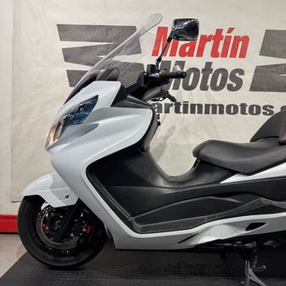 SUZUKI BURGMAN 400