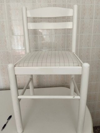 Mesa cocina ovalada blanca + 4 sillas