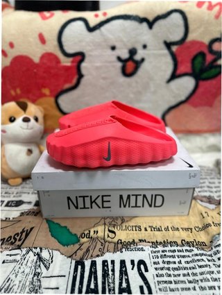 Nike Mind 001 Rojo Solar EU38 Nuevas