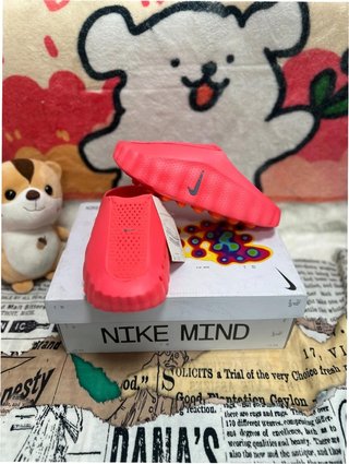 Nike Mind 001 Rojo Solar EU38 Nuevas