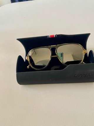 Gafas de sol Carrera doradas y beige