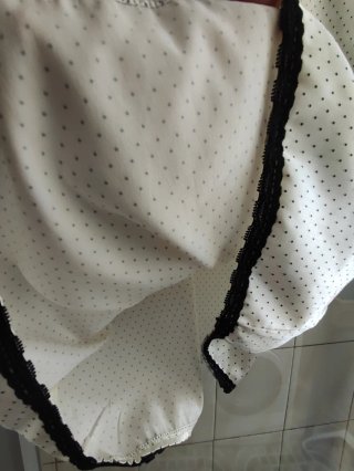 Camisón topos blanco