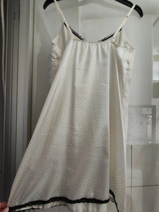 Camisón topos blanco