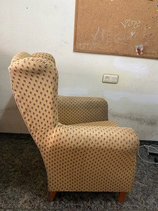 Conjunto 2 sillones orejeros tapizados