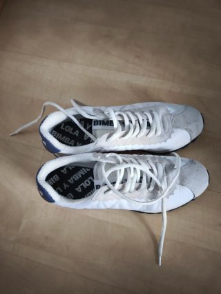 Zapatillas Bimba y Lola blancas y rosas