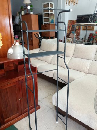 Estantería de baño negra