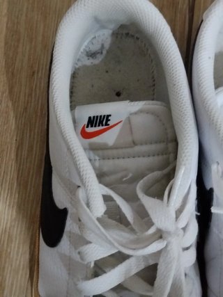 Scarpe Nike uomo bianche e marroni