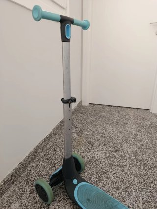 Patinete 3 Ruedas Azul y Negro