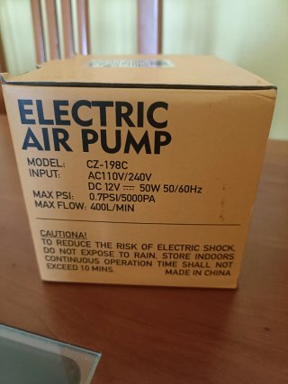 Bomba de aire eléctrica portátil 240V AC/12V DC.