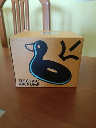 Bomba de aire eléctrica portátil 240V AC/12V DC.