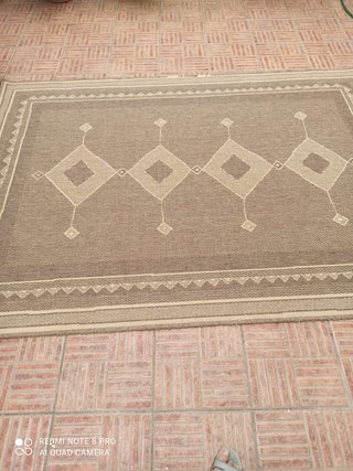Alfombra Beige y Marrón