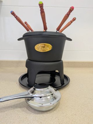 Olla Fondue Montblanc Negra Hierro Fundido