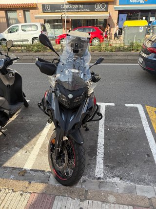 Benelli TRK 502 X Negra