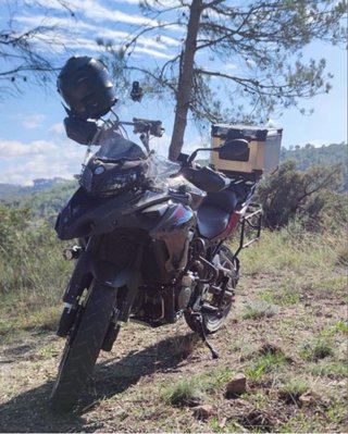 Benelli TRK 502 X Negra