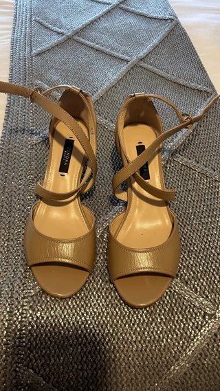 Sandalias ZENDRA Beige