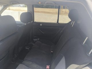 Volkswagen Golf 2003